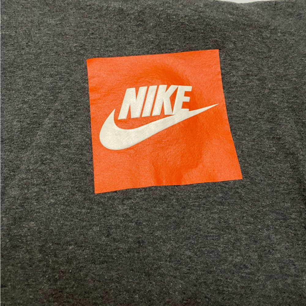 Men’s Nike Sweatshirt